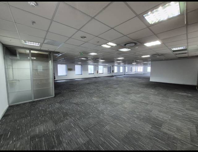 457M² OFFICE TO LET IN SANDTON CENTRAL